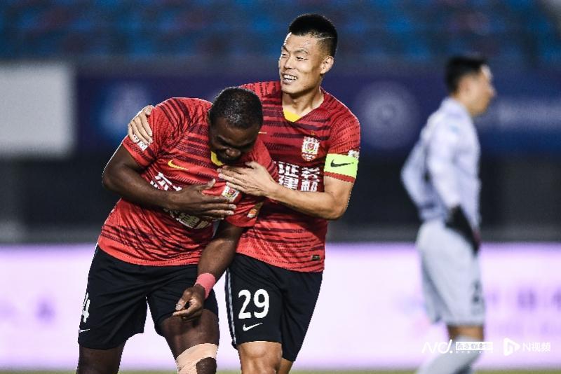 亚泰接连遭意外,深足仍吞两连败,中超18轮后保级阵营庞大_腾讯新闻