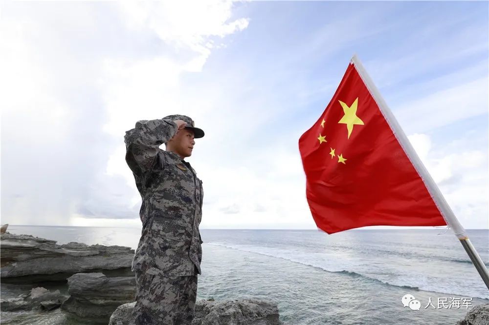 中国海军军人站岗图片