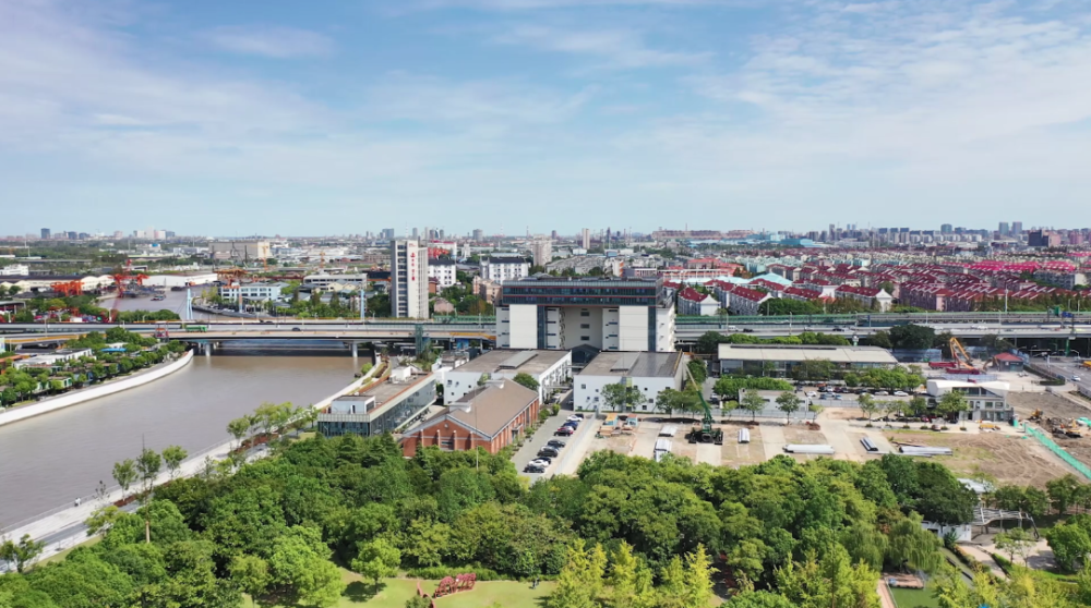 北转型宝山行庙行镇优化城市空间科创驱动发展抒写数智街镇新画卷