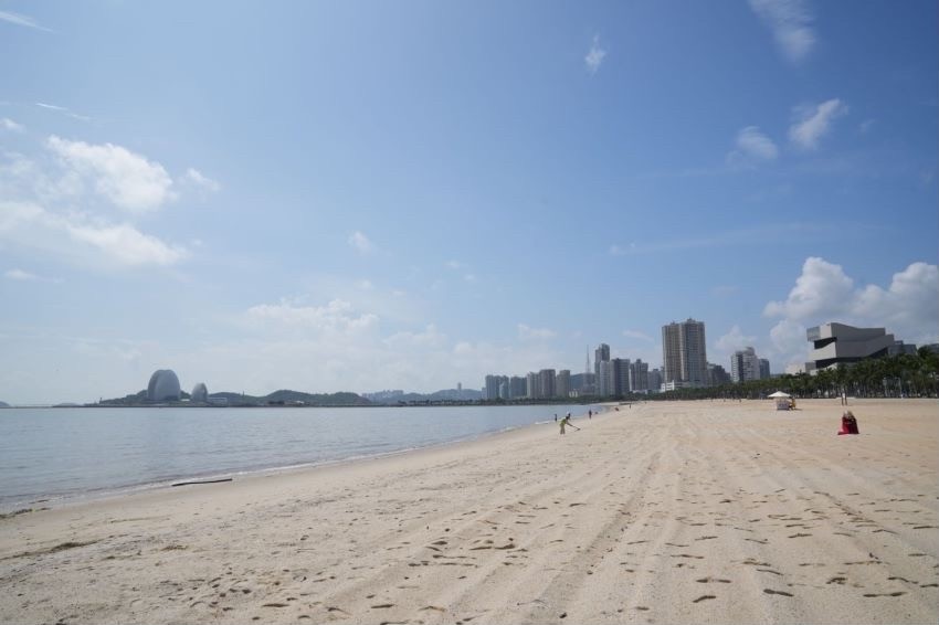 珠海海天公园修复段沙滩向市民开放