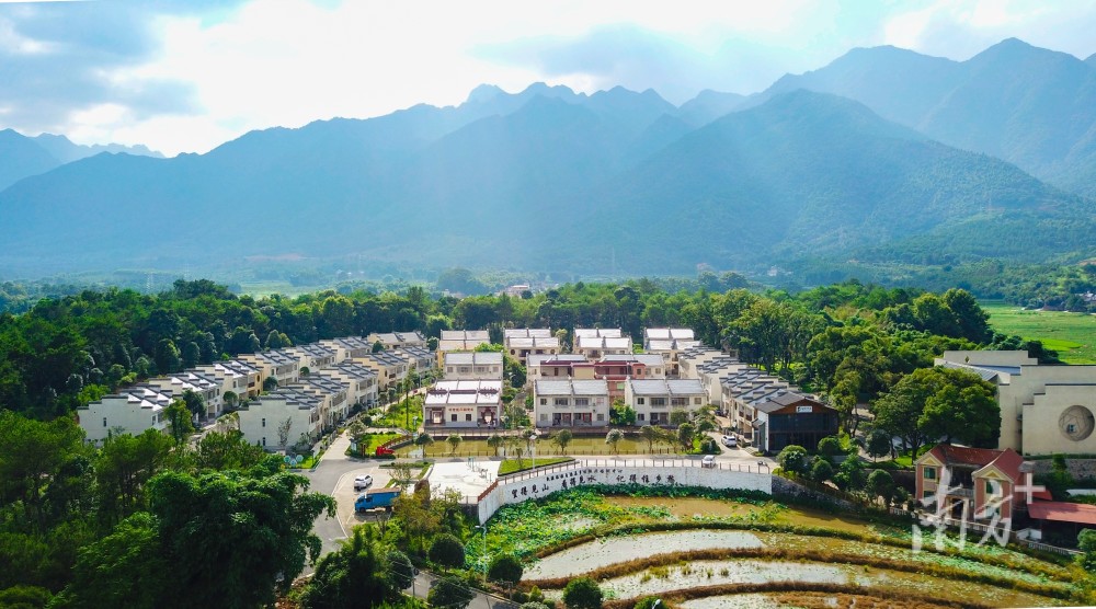 乳源这个小镇如何实现美丽蝶变?_腾讯新闻