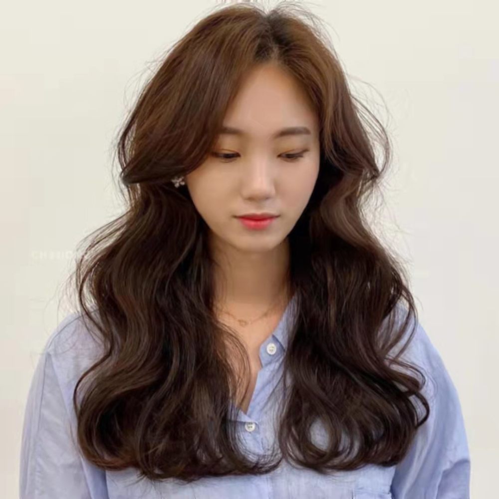 2022年流行的烫发,莫过于这十款发型,时髦洋气又赚回头率插图2