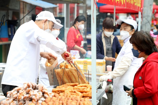 【组图】东北早市的十足"烟火气"