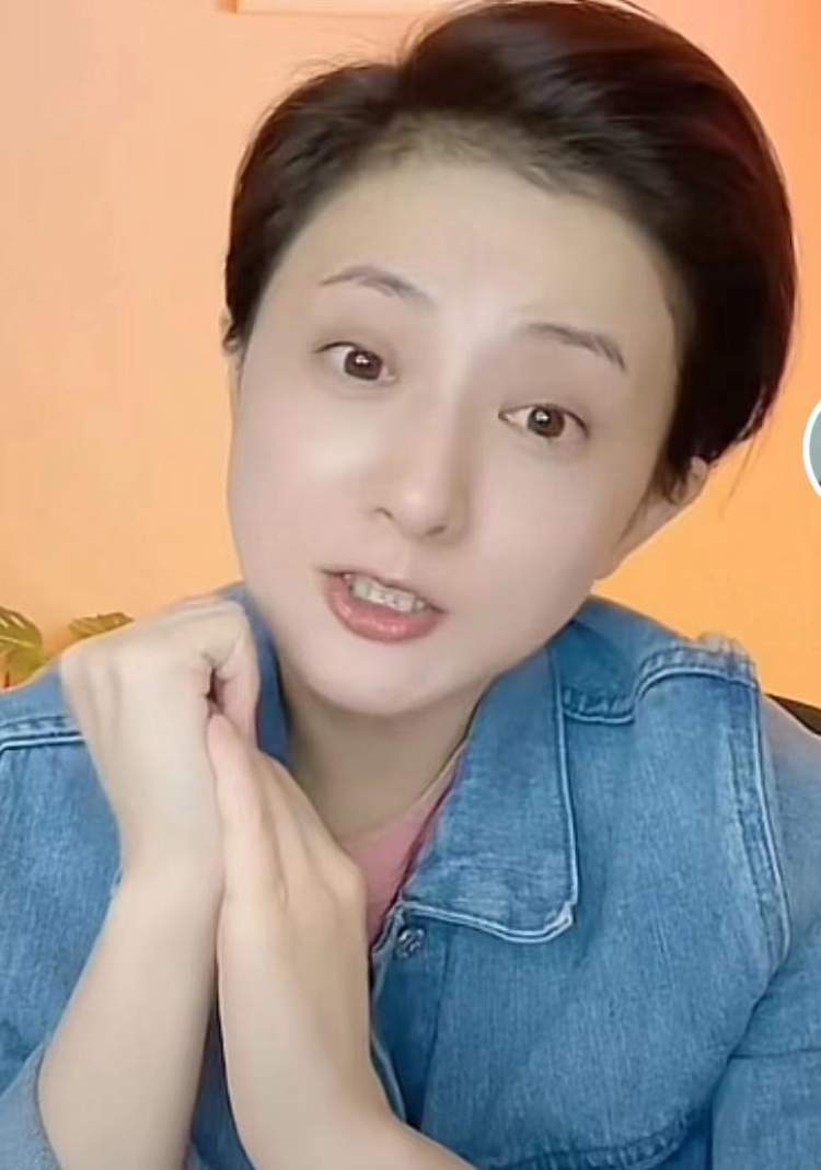 凭小婉君成为最红童星42岁金铭近照曝光