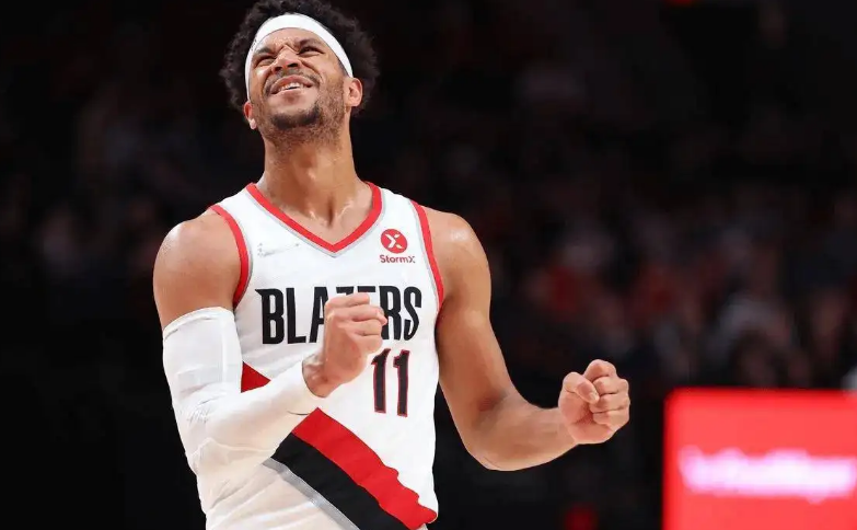 nba的糊涂大王!哈特职业生涯一共丢了18个耳机!_腾讯新闻