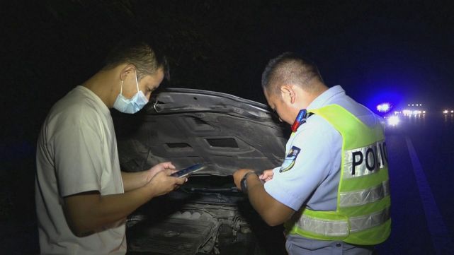 盐城高速辅警田源用我们的付出换市民出行的安全畅通