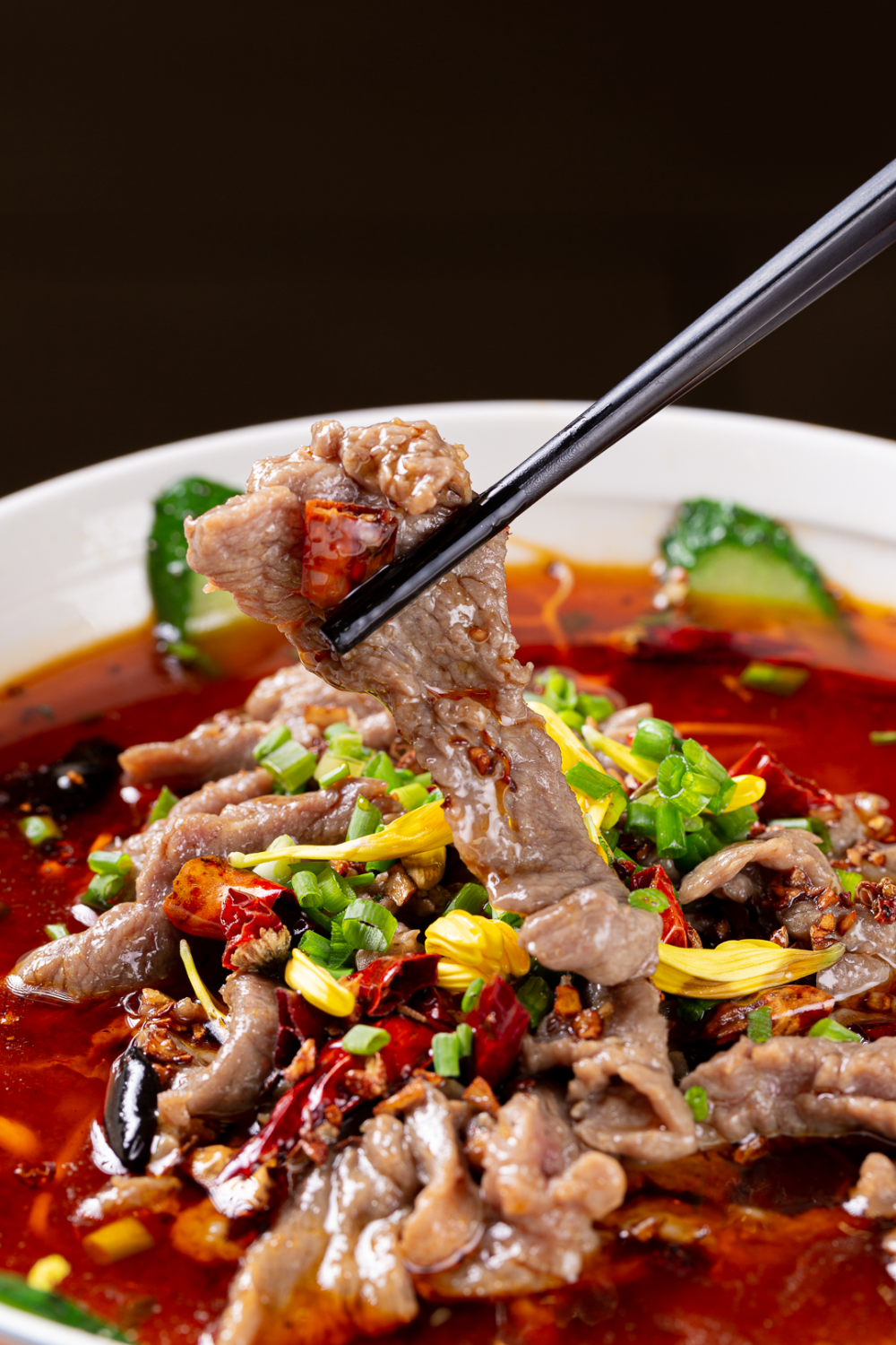 【南海·里水】￥138秒鸽来鸽往4人套餐!水煮牛肉香麻辣爽,脆皮五花香