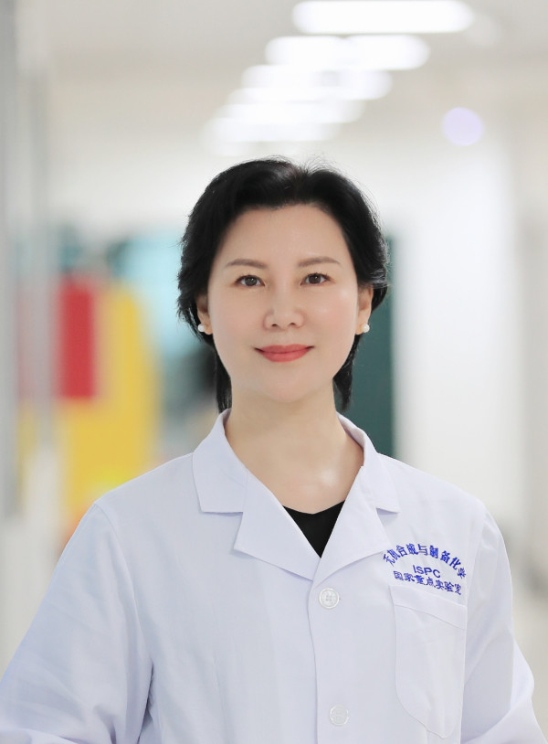 她就是无机化学家,中国科学院院士,吉林大学化学学院教授于吉红.