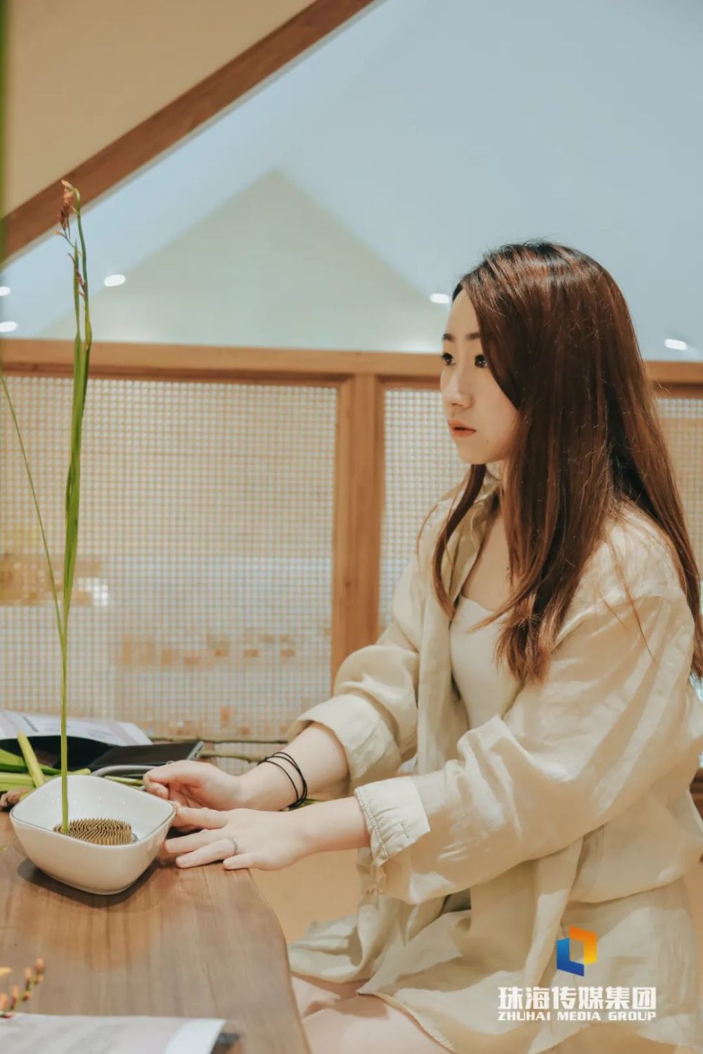 惬意3位地产女孩辞职后租下珠海背山面湖的楼阁专注慢生活