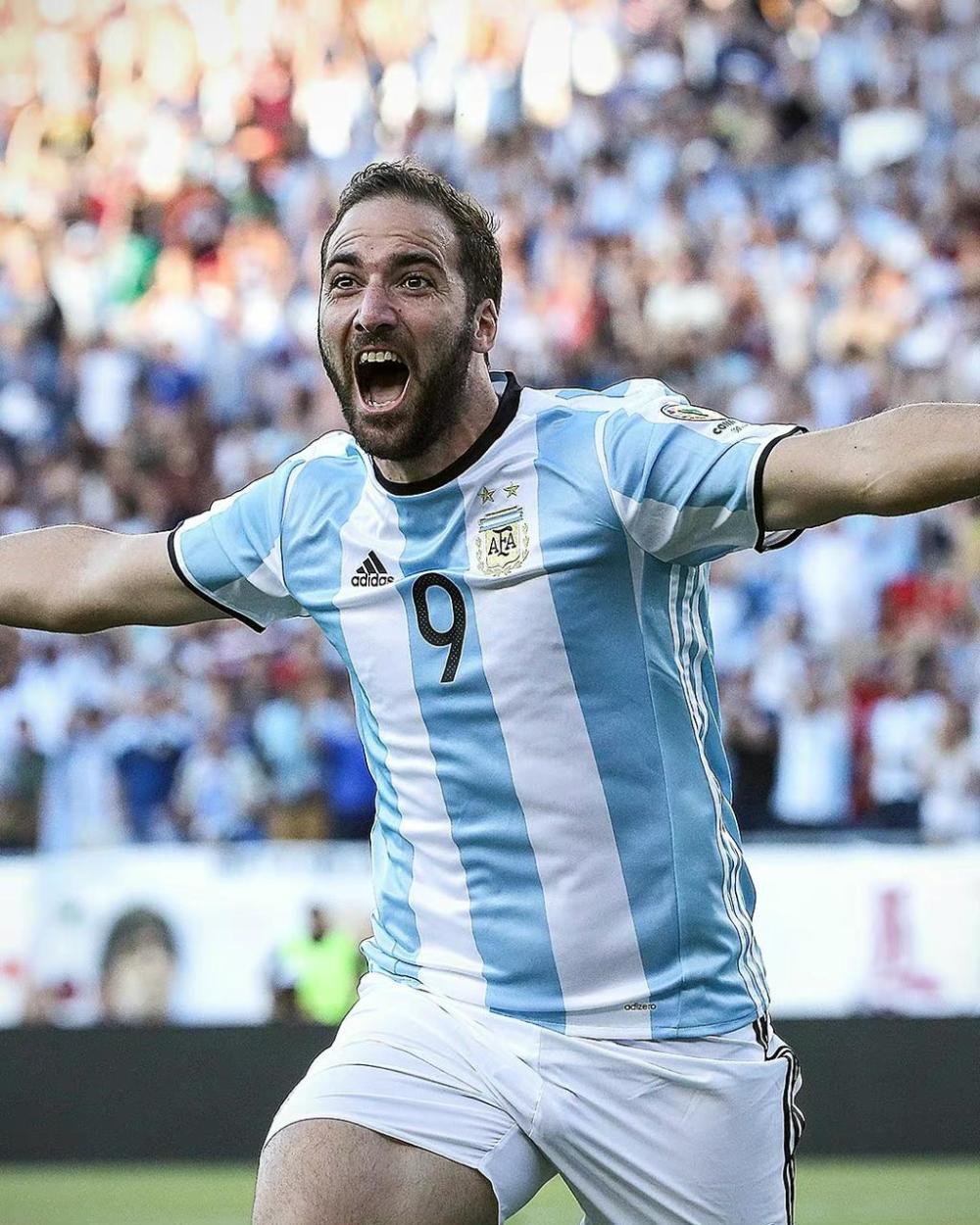 阿根廷球星伊瓜因宣布退役:这是最美好的职业生涯_腾讯新闻