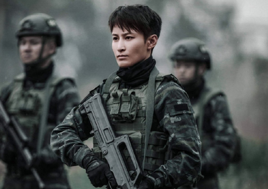 荣耀》里,在杨洋,李一桐主演的这部电视剧里,蒋璐霞虽饰演配角郭笑笑