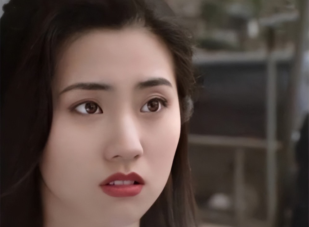 邵逸夫认她做红颜,向华胜为她抛弃张敏,张玉珊不嫁豪门自成豪门 - 微