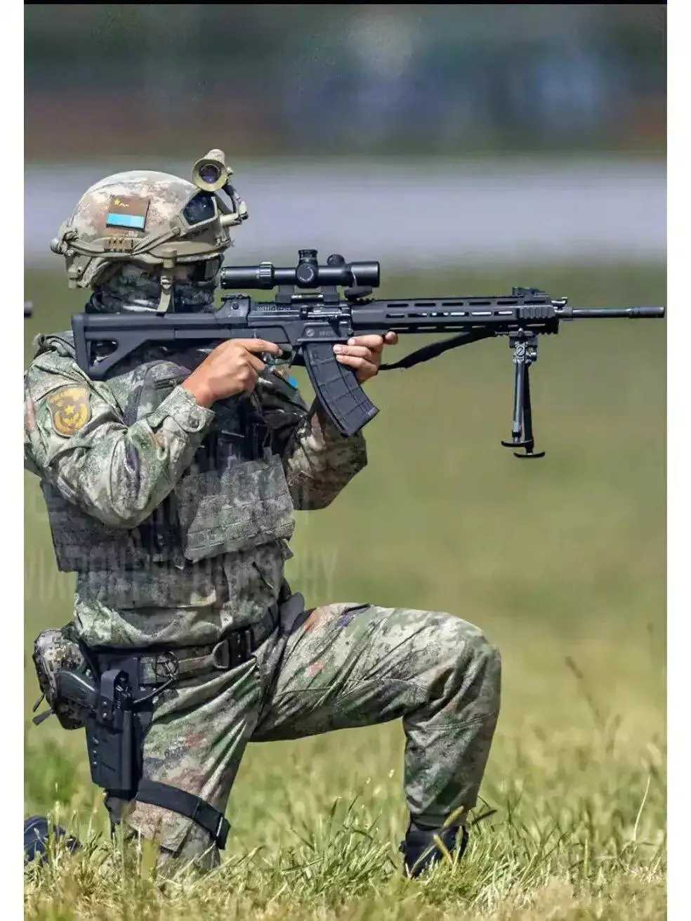 尤其是qbu-191精确射手步枪,部队评价非常好,可以作为狙击枪,也可以