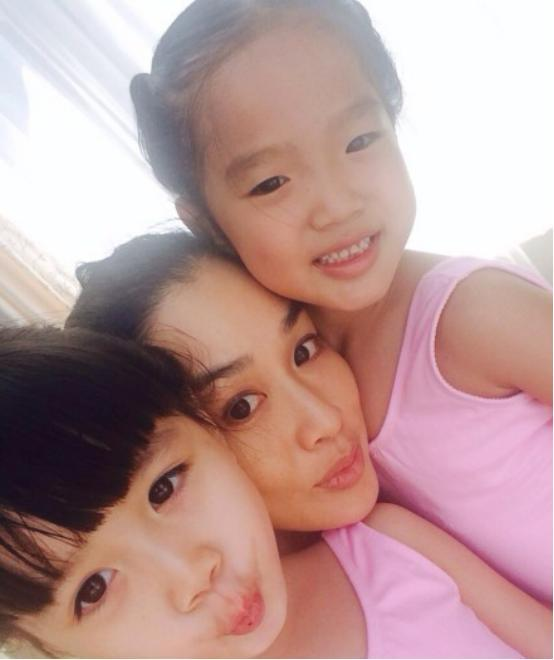 混血二代颜值多不稳定李嘉欣儿子长残包贝尔也是多国混血