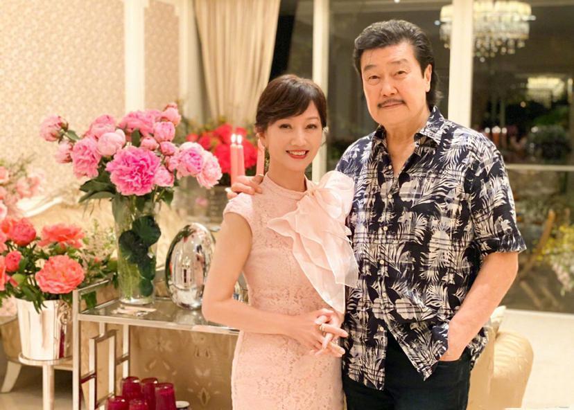 76岁老戏骨黄锦燊与赵雅芝结婚37年超幸福对养子视如己出