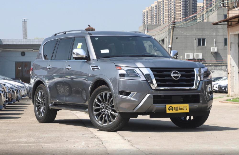 日产途乐怎么样?车长5305mm,v8引擎配四驱,7座大空间大越野!_腾讯新闻