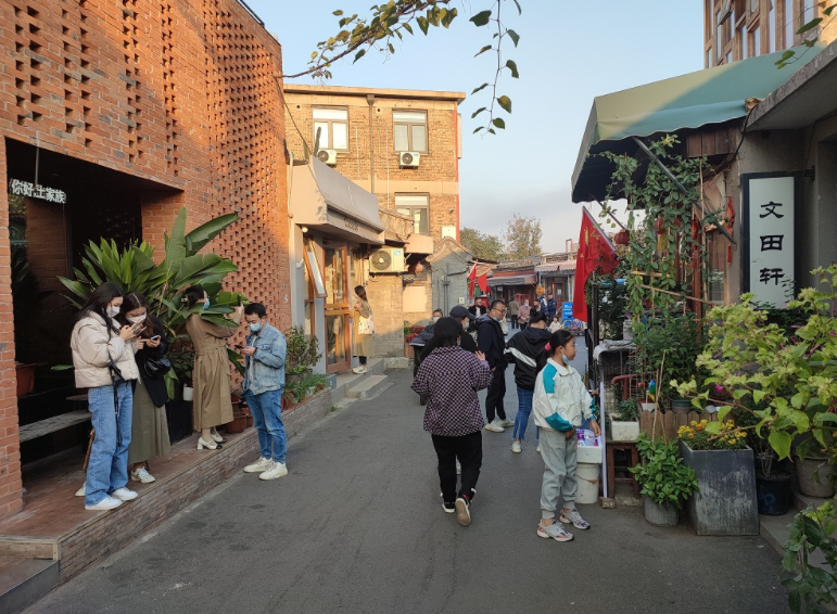 商圈人气高、餐饮外卖旺！国庆“消费大餐”丰富多彩鹰潭贝贝国际少儿英语待遇