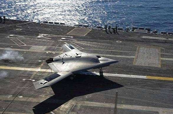 俄罗斯s-70猎人b无人机,能成为第六代战机吗?