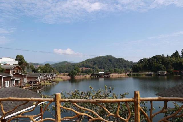 江河奔腾看中国｜福建泰宁：省级贫困村靠旅游变身“首富村”_腾讯新闻