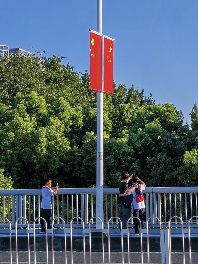 大武汉5000余张图片共同表白祖国,你爱了吗?