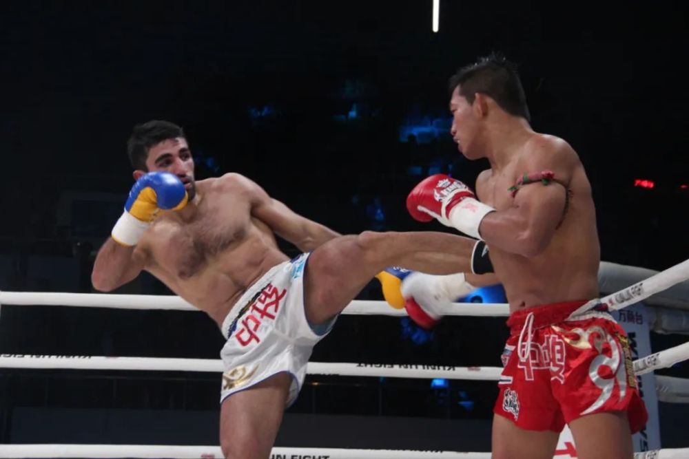 经典回顾|马拉特vs巴猜,多少人从这一战认识了这位比利时俊才_腾讯