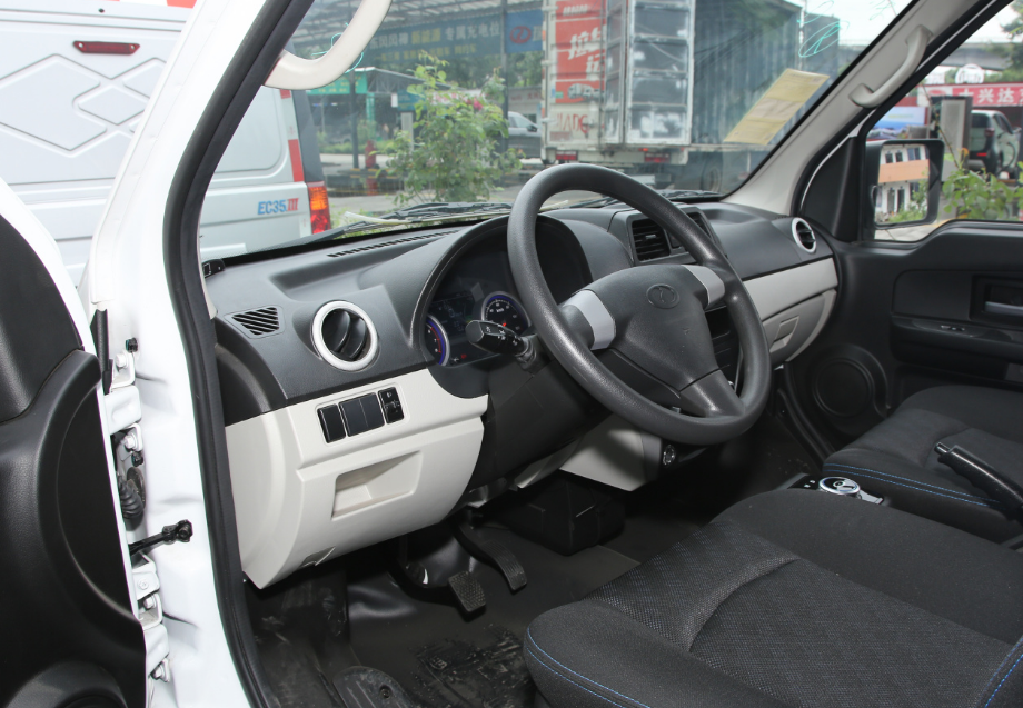 以安全为王道,瑞驰ec35ii能"装"还灵活,不愧销量之王_腾讯新闻