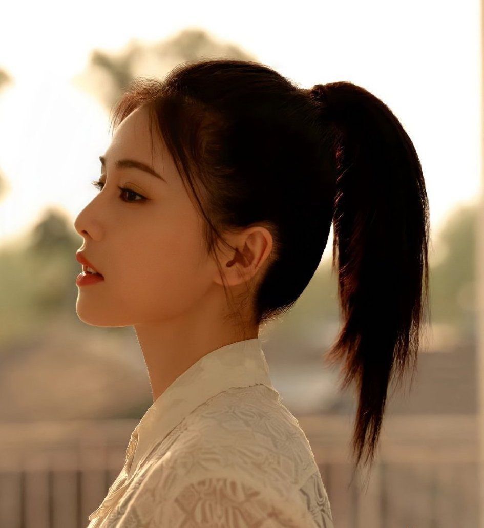 白鹿有多适合马尾辫?脸蛋精致元气满满,又甜又酷简直太美了插图5