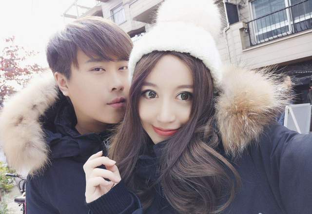 卢本伟和uu妹朋友圈官宣分手,十年相伴最终未成正果