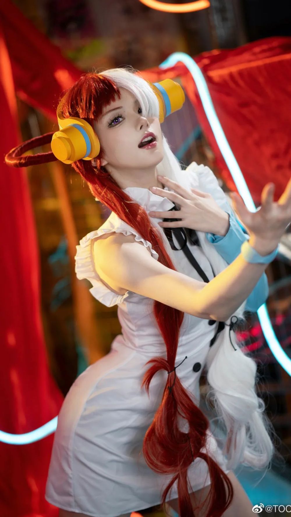 海贼王红发歌姬uta乌塔cos正片,热衷搞怪的多变性格_腾讯新闻