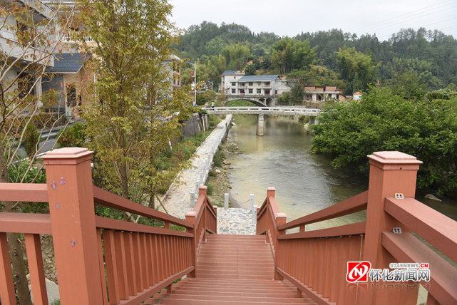 图说怀化|溆浦县葛竹坪镇岚水江村:乡村美如画 振兴正当时_腾讯新闻