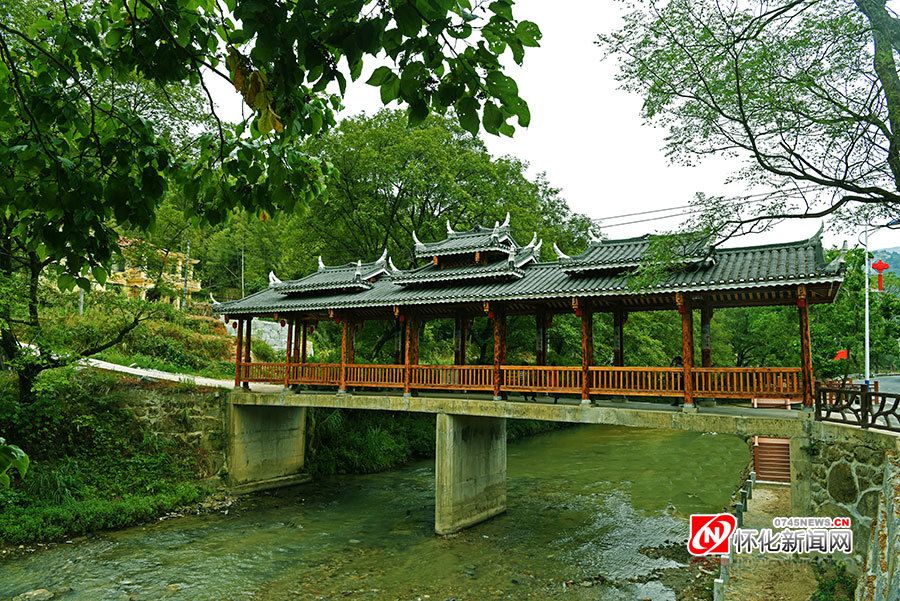 图说怀化|溆浦县葛竹坪镇岚水江村:乡村美如画 振兴正当时_腾讯新闻