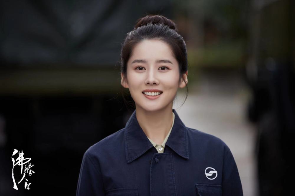 景如洋沸腾人生热播中大方飒爽被赞新时代女性