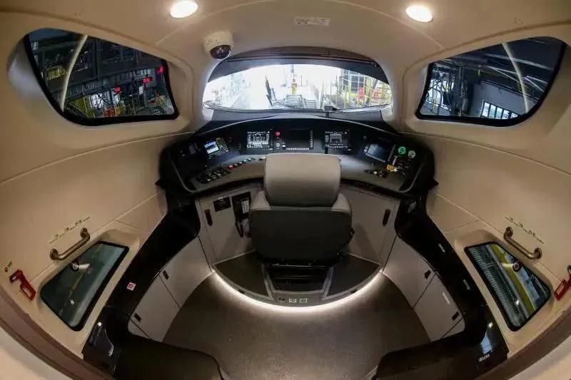 这次南铁配属的5组cr400af-z型"复兴号"智能动车