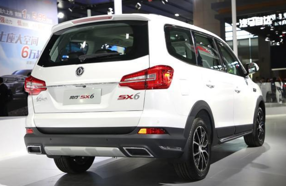大家肯定对两款车的乘坐空间等都有较大的期待东风风行sx6由于车身