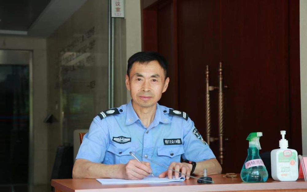 山东好人张森侠肝铸义胆勇为见精神