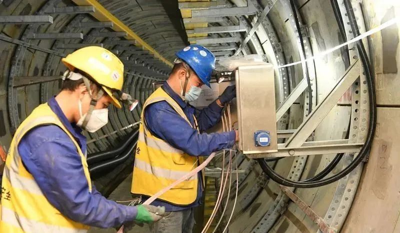 西安市常住人口_2021年末西安市常住人口1316.30万人(2)