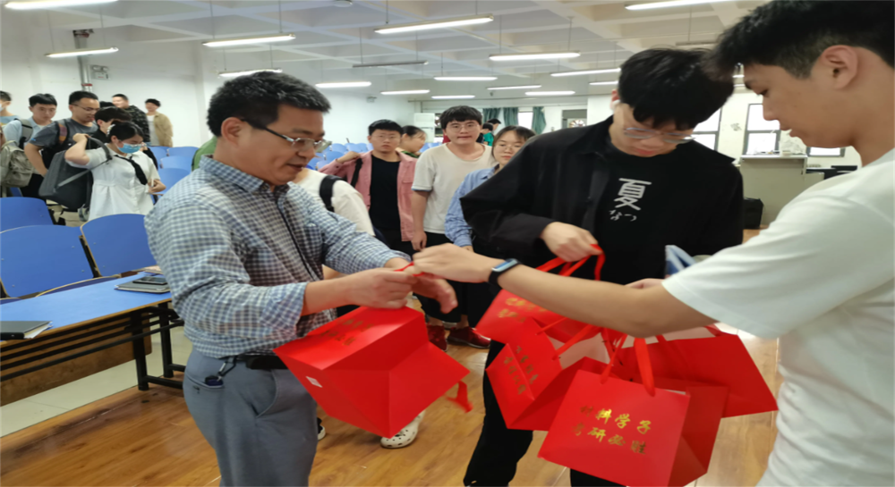 2023高校"保研率"陆续公布,985最高超50%,双非院校现巨大反差