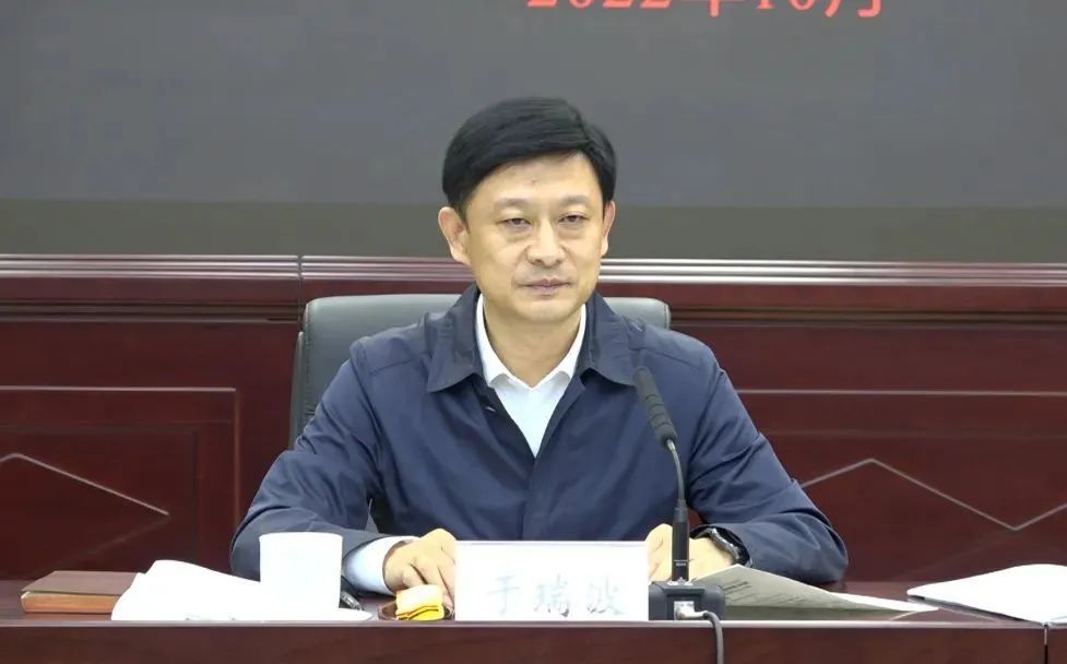 市委政法委员会全体扩大会议暨决战四季度政法重点工作