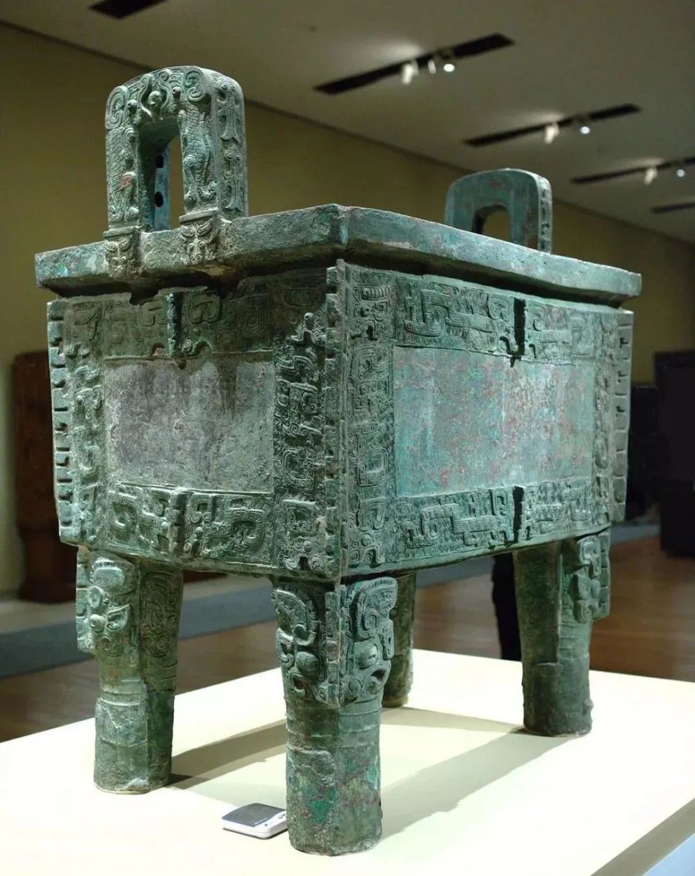 司母戊鼎改名后母戊鼎当年改错了