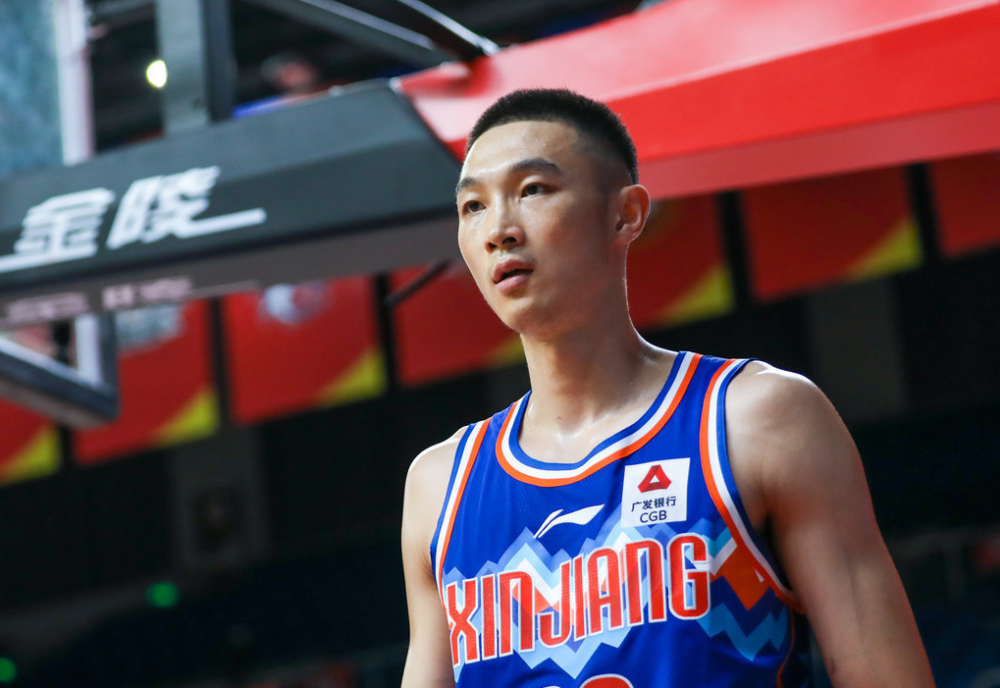 三分5中4轰21 11 朱旭航新疆首秀闪耀 媒体人:可以去国家队试试_腾讯