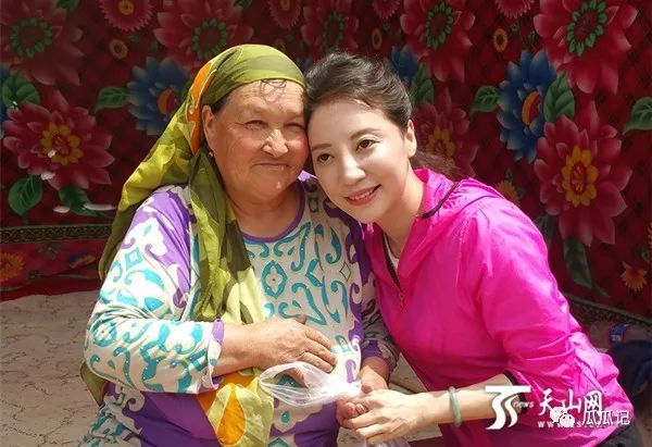 李钰在新疆的三年过的很开心.