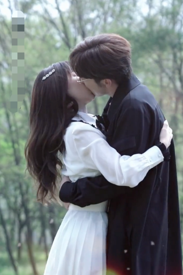 虞书欣张彬彬拍吻戏太搞笑!