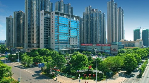 湘潭高新区创新大厦.屹立于湘江东岸的湘潭高新区.