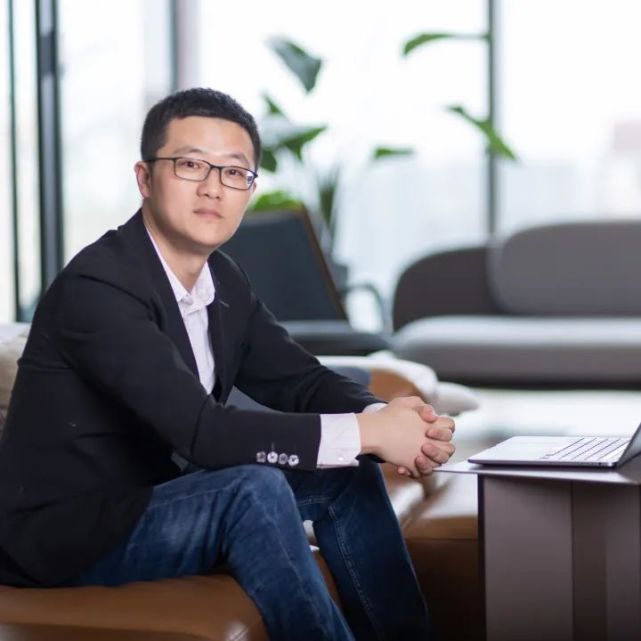 永辉超市ceo李松峰:向全渠道数字化零售平台迈进|高管访谈