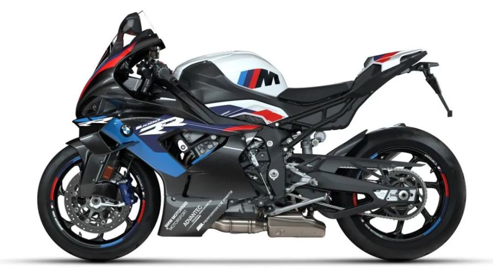 准备起飞极速314kmh23款宝马顶级跑车m1000rr国内发布