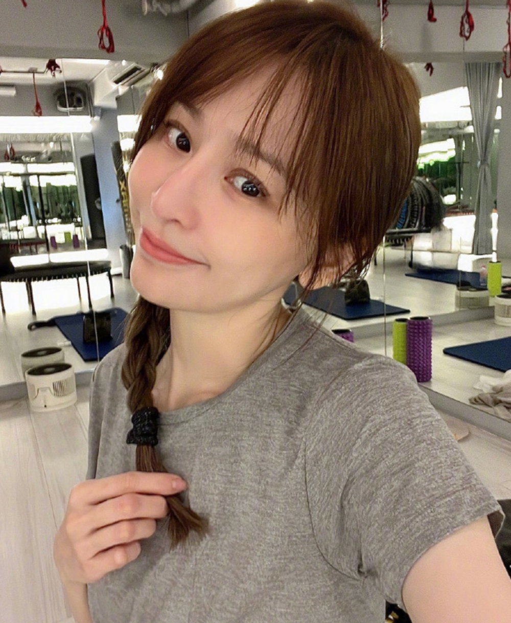 王心凌40岁仍像少女,回台后晒自拍,网友疑惑:下半年没工作?