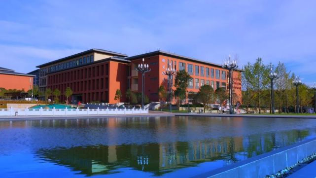 非凡十年·云南高校巡礼|云南财经大学