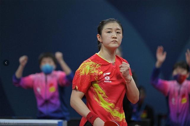 国乒亮相冠军赛！世界第1之争存悬念，梁靖崑力阻张本智和进前3_腾讯新闻