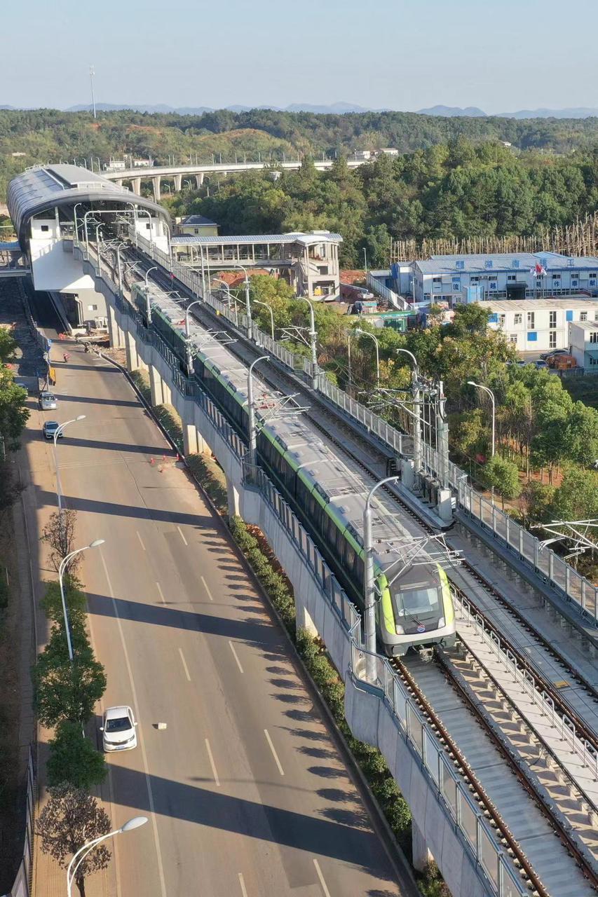 长株潭城际轨道交通西环线一期工程今日通车试运行