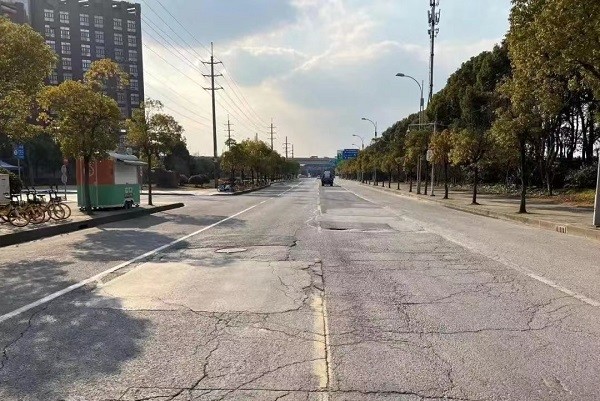 元江路虹梅南路景东路道路中修竣工路平了噪音少了